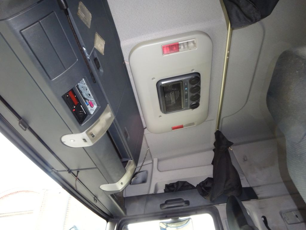 Tractor unit MAN 18.400 TGS SZM 4x2 MAN 18.400 TGS SZM 4x2 Retarder 4 LKW´s im Bestand !: picture 12