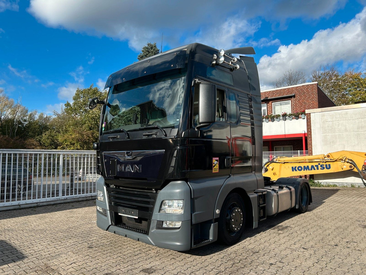 MAN 18.500 TGX 5x gleiche SZM im BESTAND !!! - Tractor unit: picture 1 MAN 18.500 TGX 5x gleiche SZM im BESTAND !!! - Tractor unit: picture 1