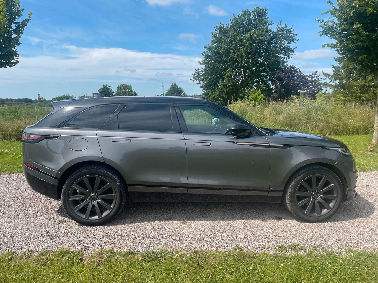 SUV Land Rover Range Rover Velar R-Dynamic 3.0D 4WD Land Rover Velar R-Dynamic 3.0D 4WD *LKW zullasung: 2 sitze: picture 6