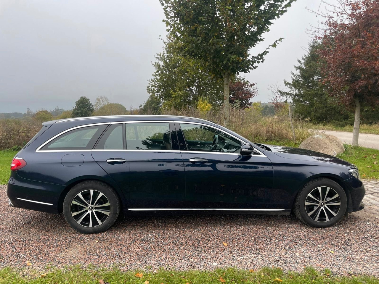 Mercedes-Benz E 220 T-Modell E 220 d *4Matic* - Station wagon: picture 5 Mercedes-Benz E 220 T-Modell E 220 d *4Matic* - Station wagon: picture 5