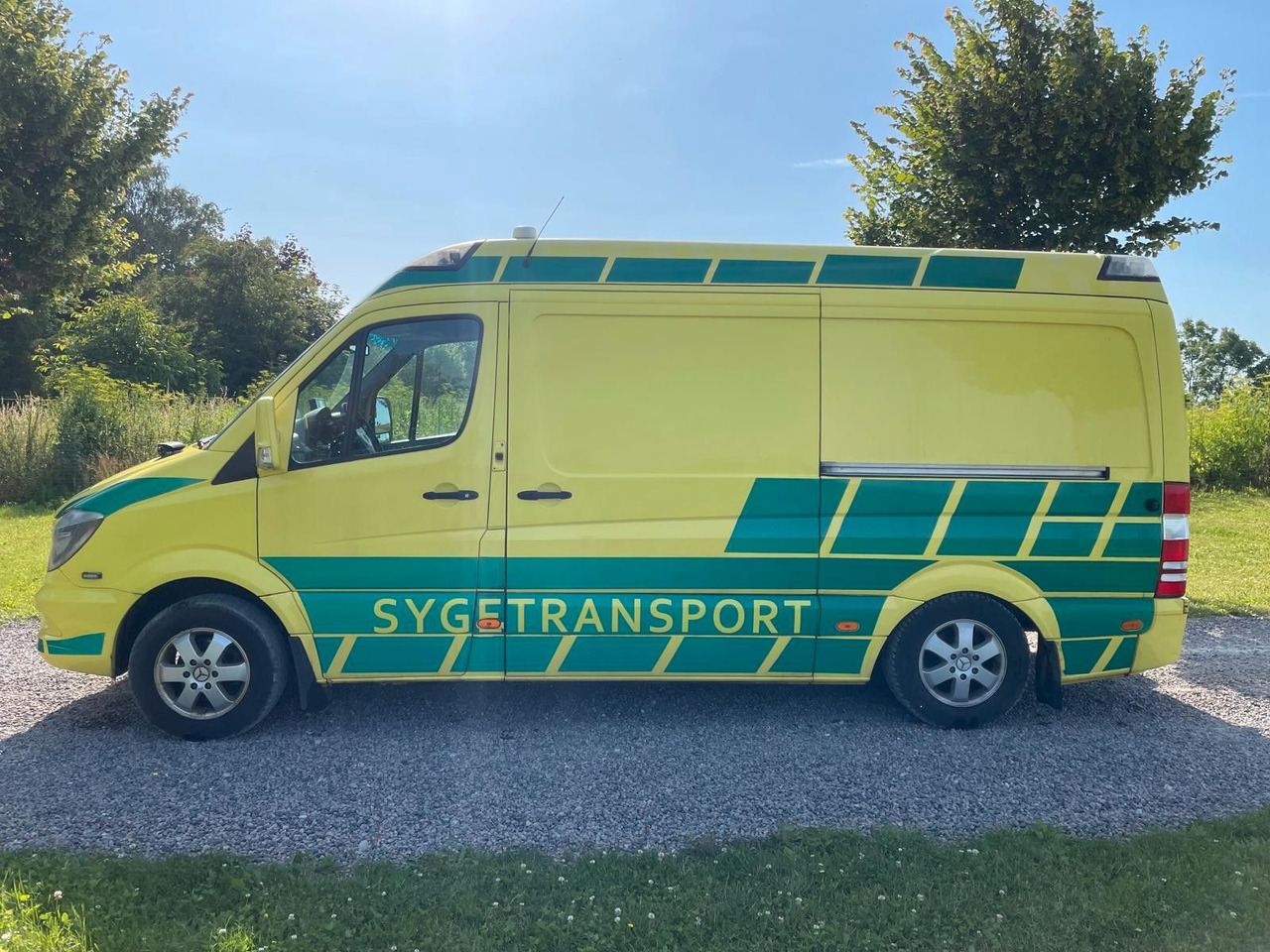 Mercedes-Benz Sprinter II Kasten 316 CDI Aut - Ambulance: picture 2 Mercedes-Benz Sprinter II Kasten 316 CDI Aut - Ambulance: picture 2