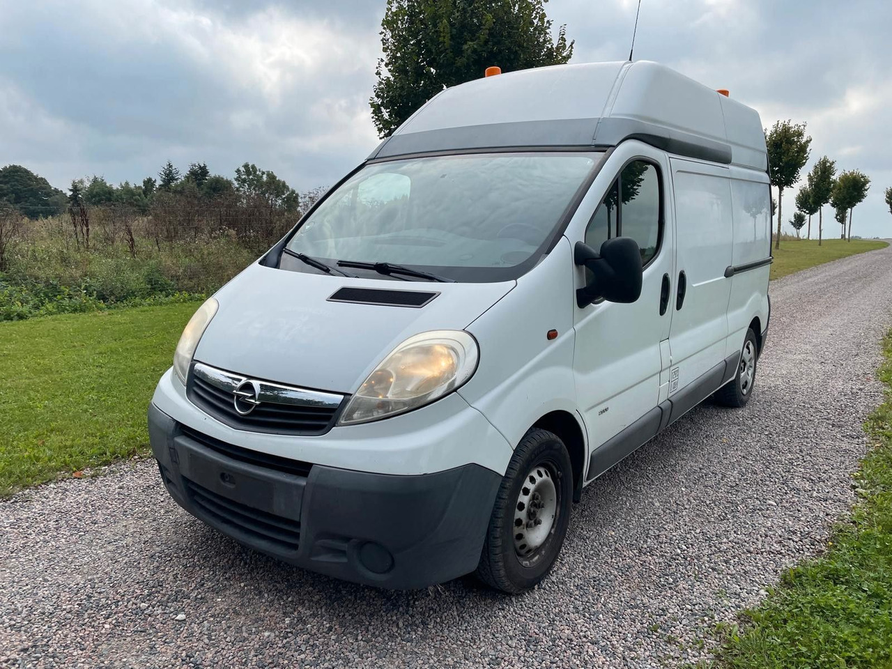 Opel Vivaro 2.0 CDTI L2H2 - Small van: picture 1 Opel Vivaro 2.0 CDTI L2H2 - Small van: picture 1