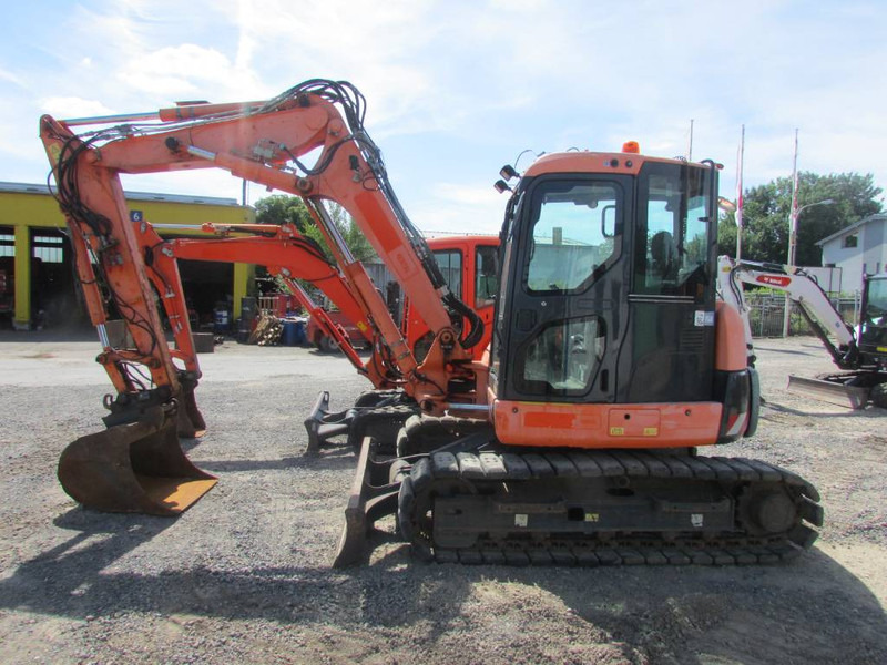 Komatsu PC 80 MR-3 Kettenbagger 31.000 EUR - Mini excavator: picture 1 Komatsu PC 80 MR-3 Kettenbagger 31.000 EUR - Mini excavator: picture 1