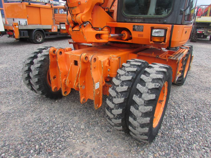 Komatsu PW 98 MR-8 Mobilbagger 39.500 EUR - Wheel excavator: picture 3 Komatsu PW 98 MR-8 Mobilbagger 39.500 EUR - Wheel excavator: picture 3