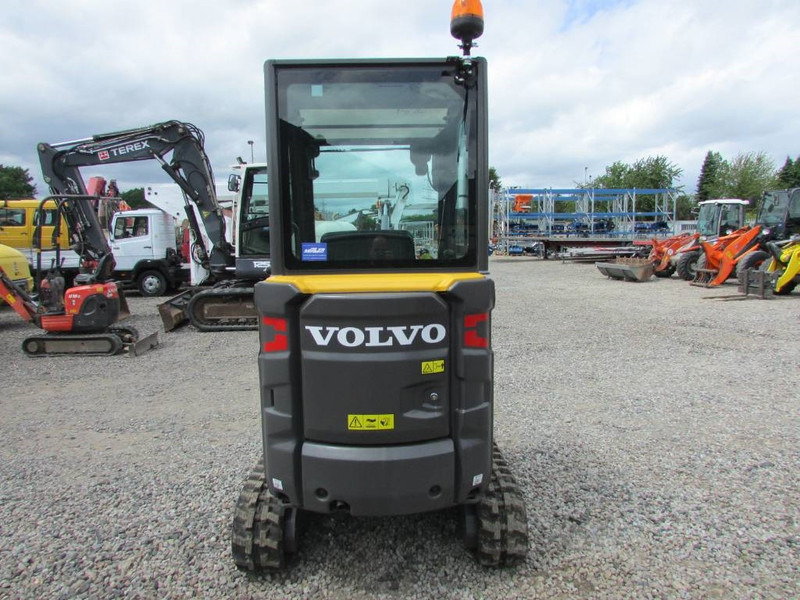 Volvo EC 18 E Minibagger 24.500 EUR - Mini excavator: picture 5 Volvo EC 18 E Minibagger 24.500 EUR - Mini excavator: picture 5