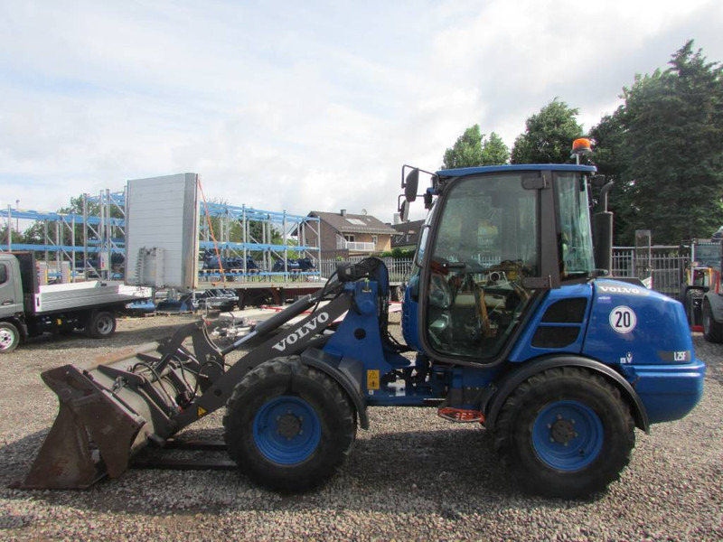 Wheel loader Volvo L 25 F Radlader 38.000 EUR: picture 1