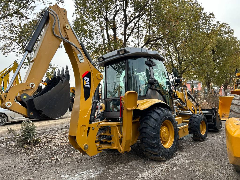 CAT 420F - Backhoe loader: picture 1 CAT 420F - Backhoe loader: picture 1