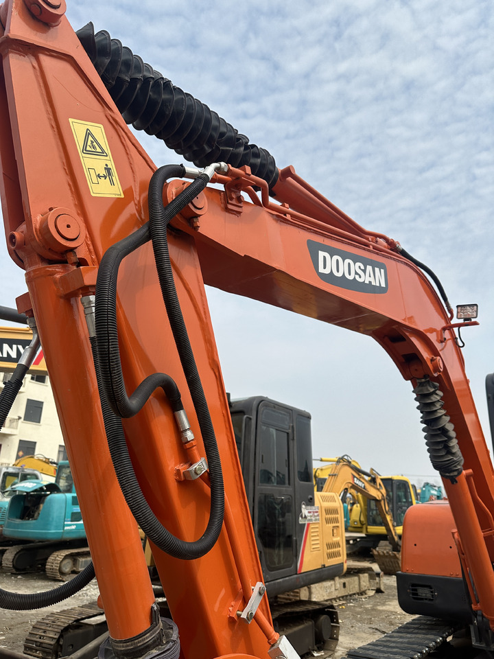 DOOSAN DH60-7 - Crawler excavator: picture 5 DOOSAN DH60-7 - Crawler excavator: picture 5