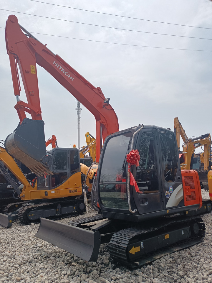 Mini excavator HITACHI ZX60: picture 8