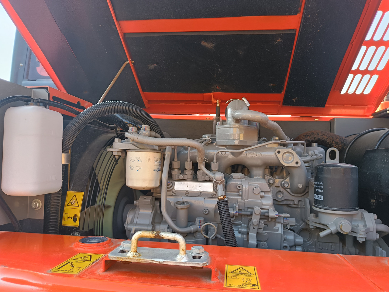 HITACHI ZX75 - Crawler excavator: picture 5 HITACHI ZX75 - Crawler excavator: picture 5