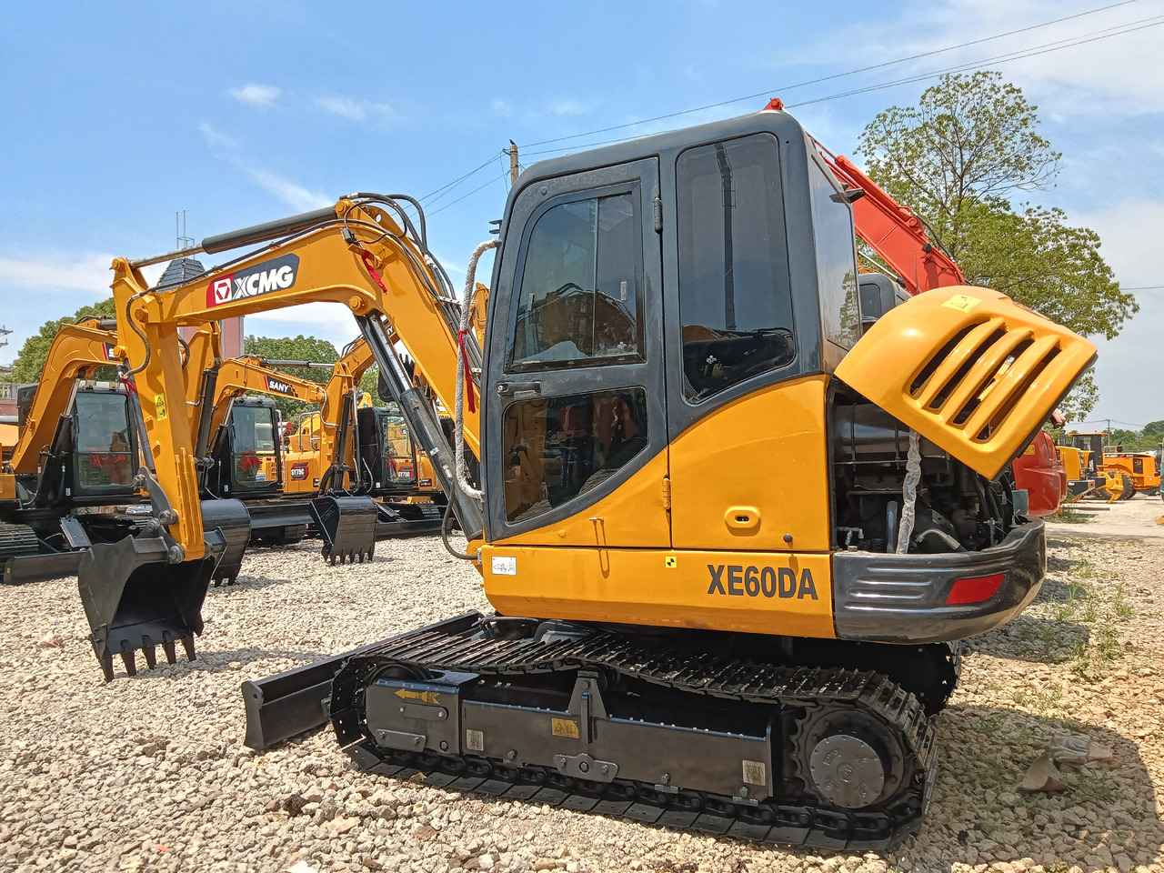 XCMG XE60DA - Mini excavator: picture 1 XCMG XE60DA - Mini excavator: picture 1