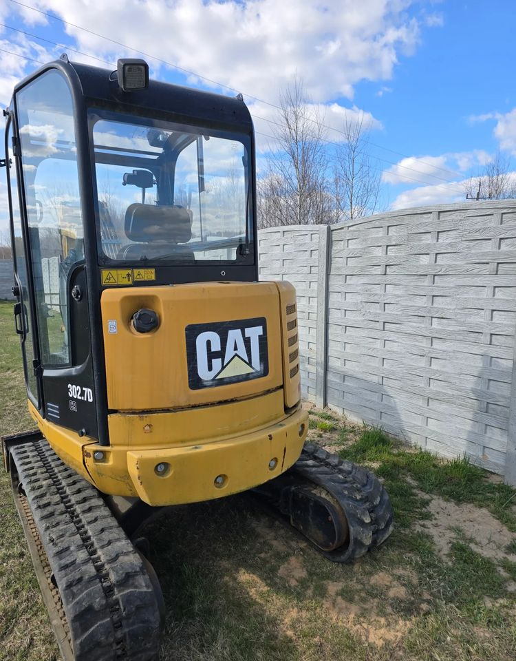 Caterpillar - Mini excavator: picture 2 Caterpillar - Mini excavator: picture 2