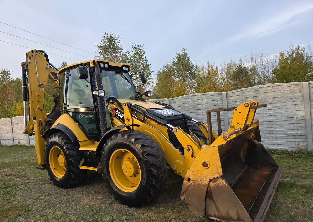 Caterpillar - Backhoe loader: picture 2 Caterpillar - Backhoe loader: picture 2
