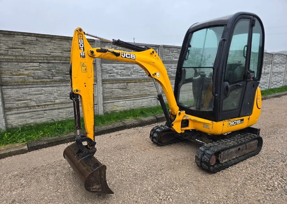 JCB - Mini excavator: picture 2 JCB - Mini excavator: picture 2