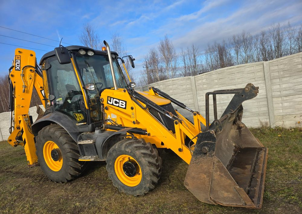 JCB - Backhoe loader: picture 2 JCB - Backhoe loader: picture 2