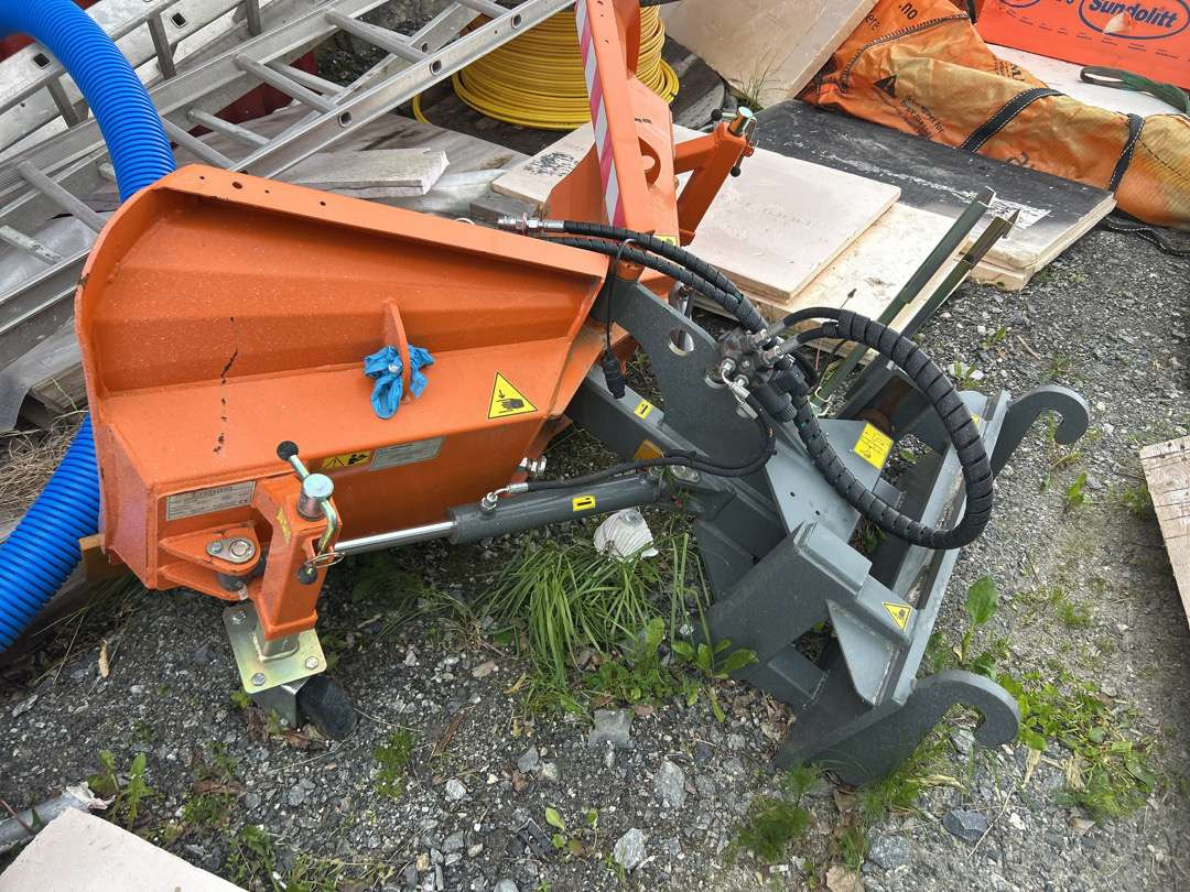 2019 V plog fra Bema V-Schild Bema V800 - Attachment for Construction machinery: picture 4 2019 V plog fra Bema V-Schild Bema V800 - Attachment for Construction machinery: picture 4