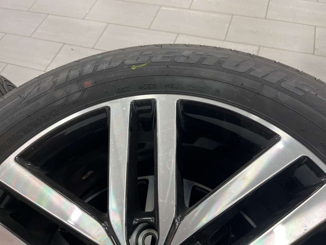 Dekk til Mercedes x klasse - Tool/ Equipment: picture 4 Dekk til Mercedes x klasse - Tool/ Equipment: picture 4