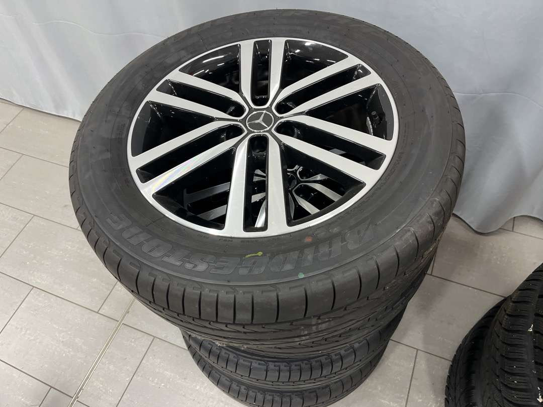 Dekk til Mercedes x klasse - Tool/ Equipment: picture 1 Dekk til Mercedes x klasse - Tool/ Equipment: picture 1