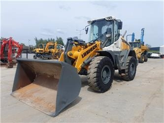 Liebherr L 524 - Wheel loader: picture 1 Liebherr L 524 - Wheel loader: picture 1