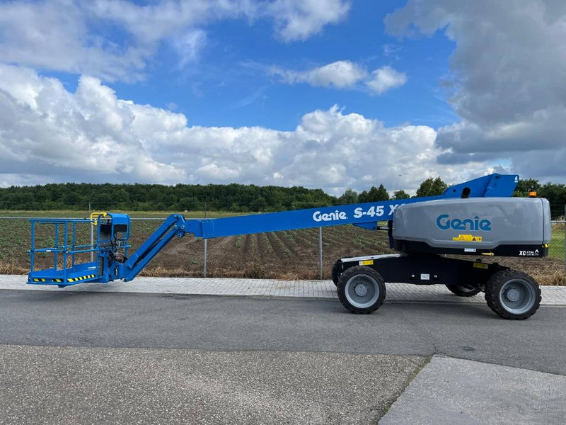 Telescopic boom Genie S 45 XC: picture 12