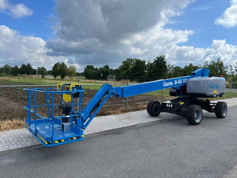 Telescopic boom Genie S 45 XC: picture 15