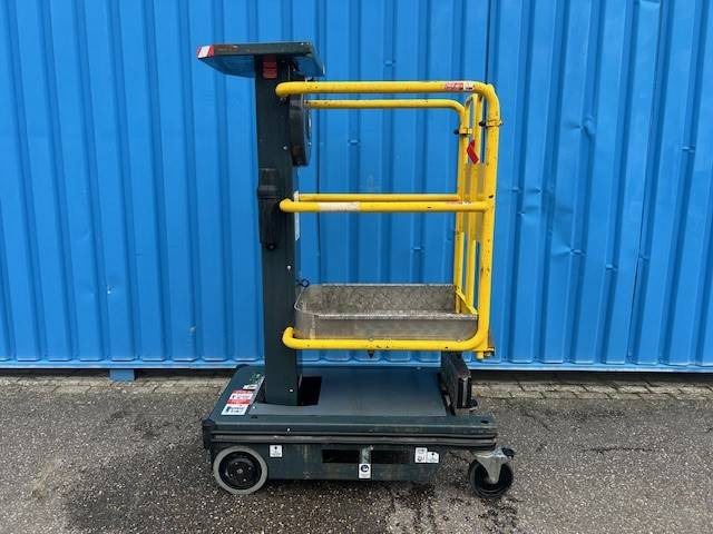 JLG Ecolift - Vertical mast lift: picture 1 JLG Ecolift - Vertical mast lift: picture 1