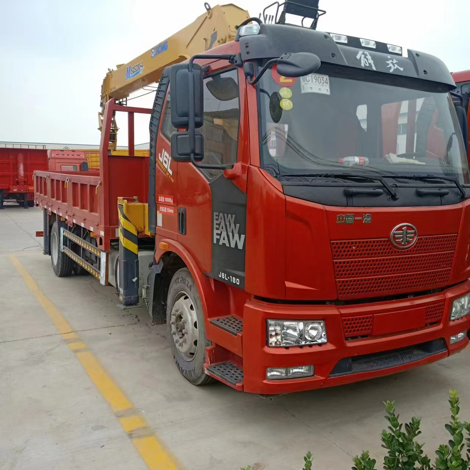 FAW - Crane: picture 1 FAW - Crane: picture 1