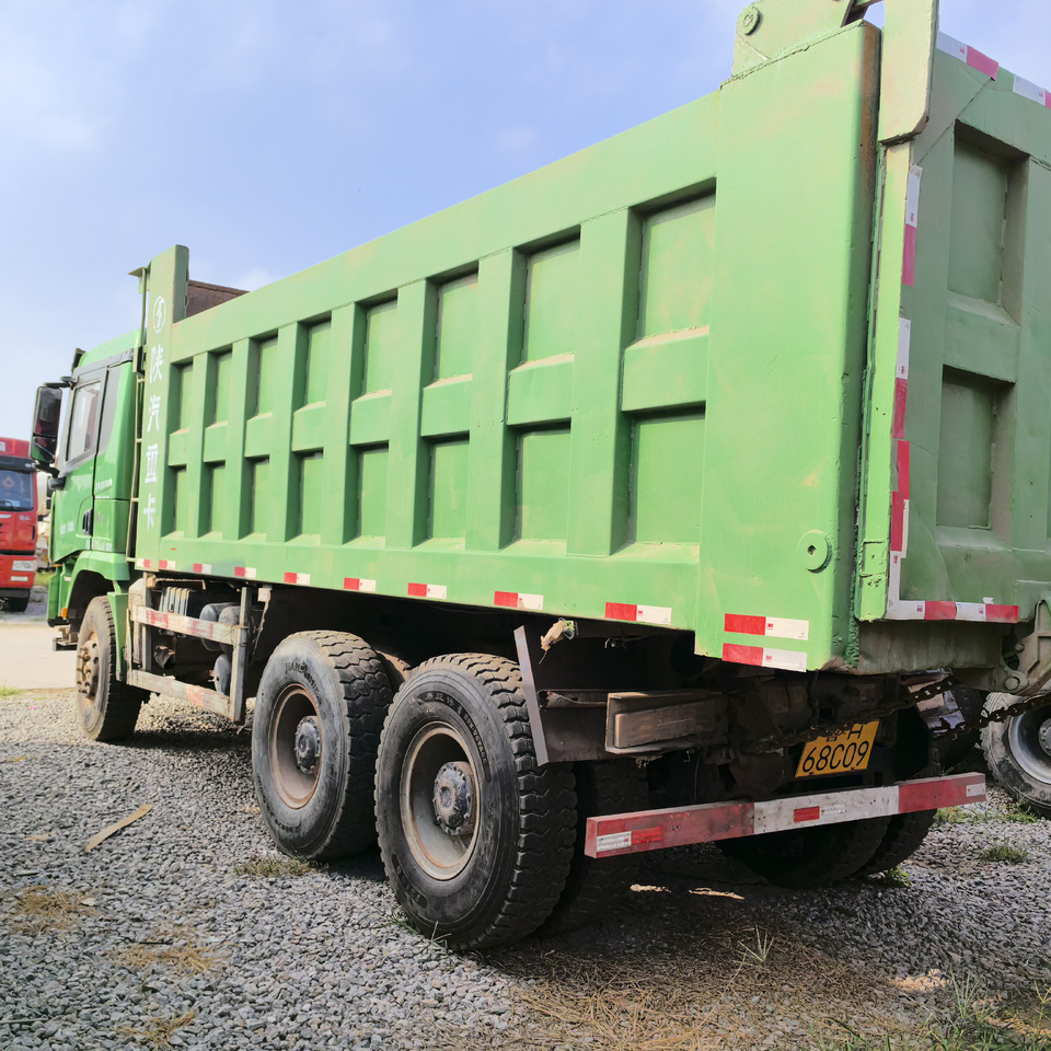 Leasing of SHACMAN X3000 SHACMAN X3000: picture 6 Leasing of SHACMAN X3000 SHACMAN X3000: picture 6