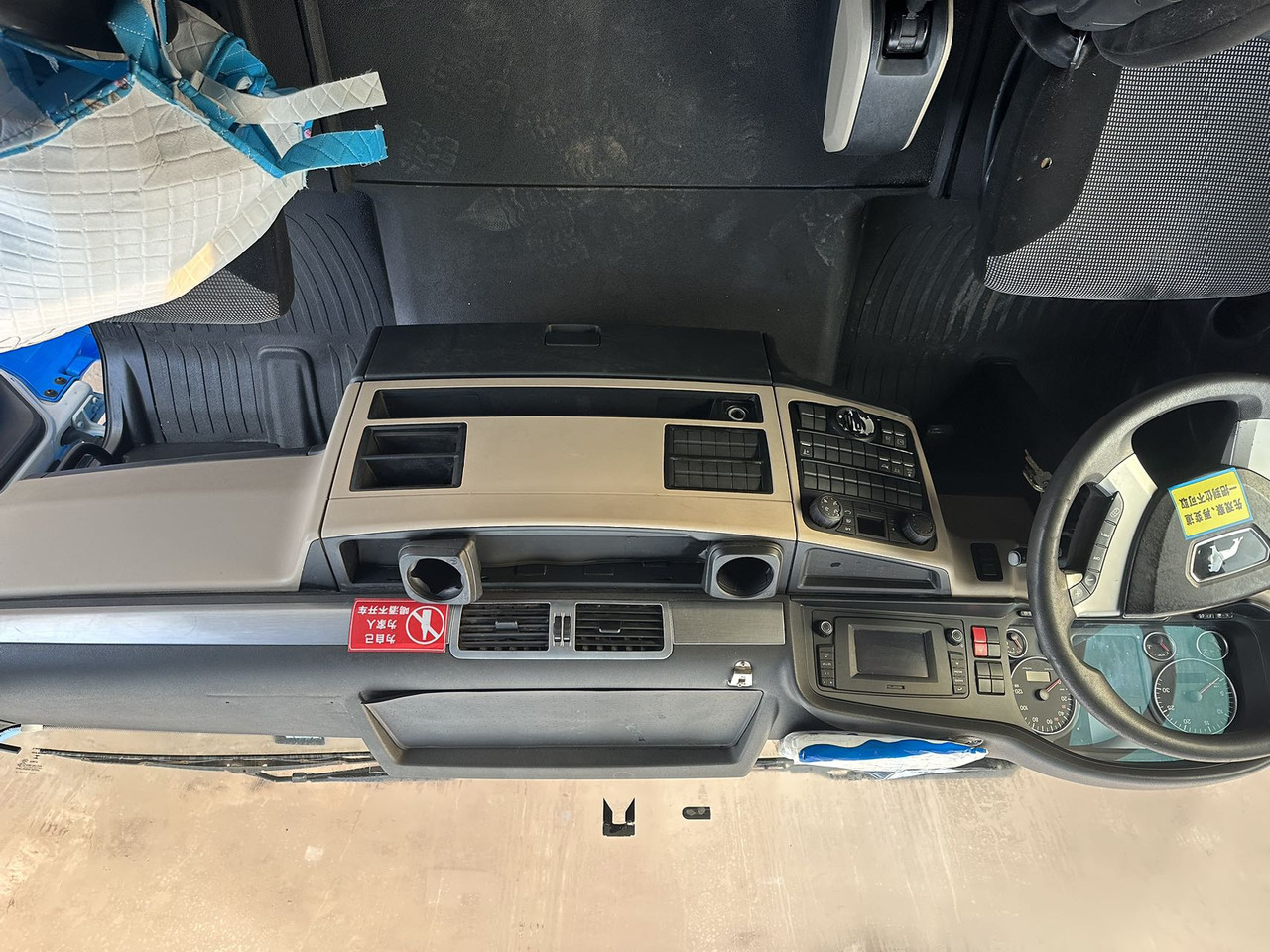 MAN - Tractor unit: picture 3 MAN - Tractor unit: picture 3