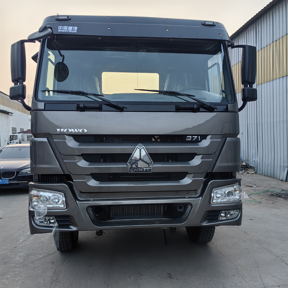 SINOTRUCK HOWO - Tractor unit: picture 2 SINOTRUCK HOWO - Tractor unit: picture 2