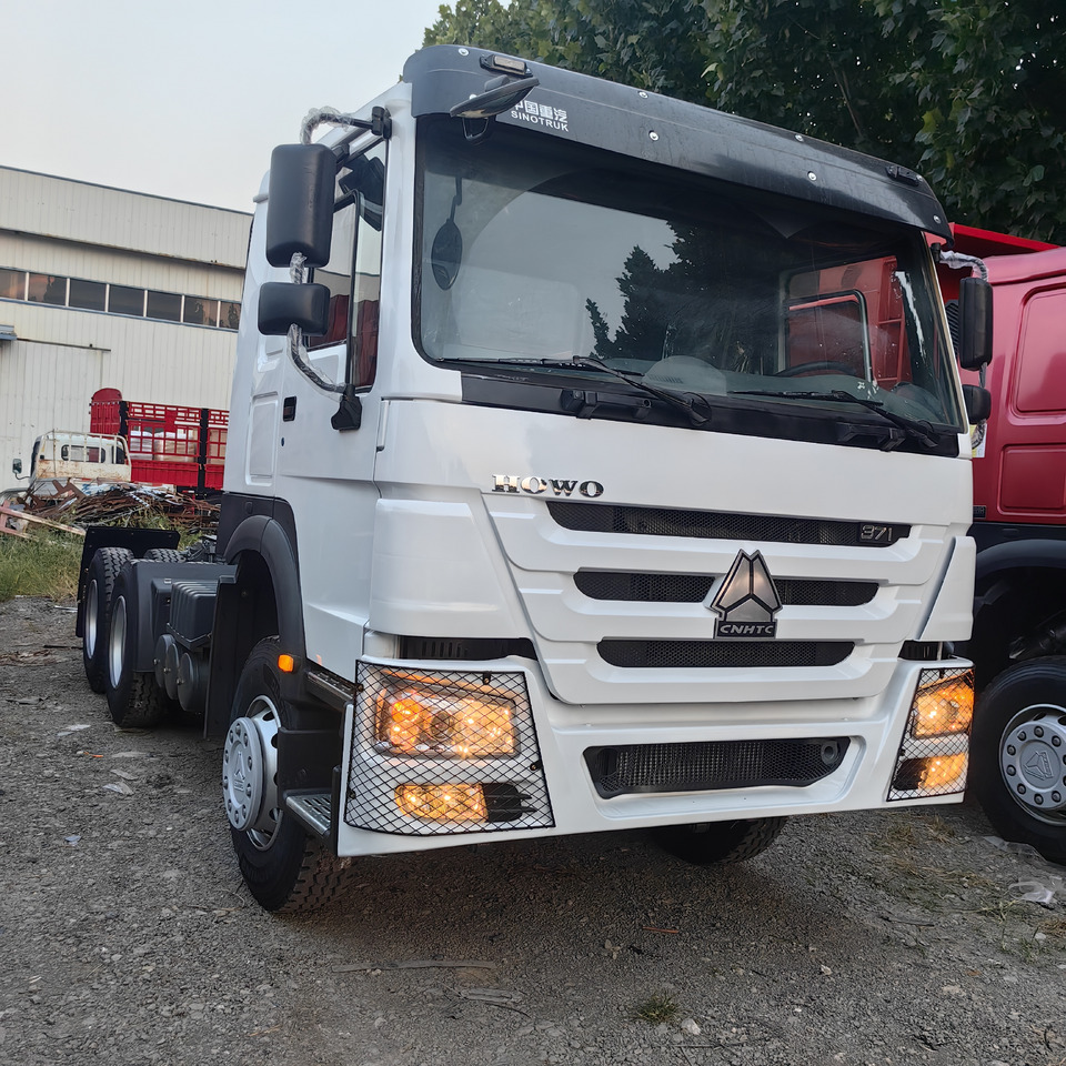 SINOTRUCK HOWO - Tractor unit: picture 1 SINOTRUCK HOWO - Tractor unit: picture 1