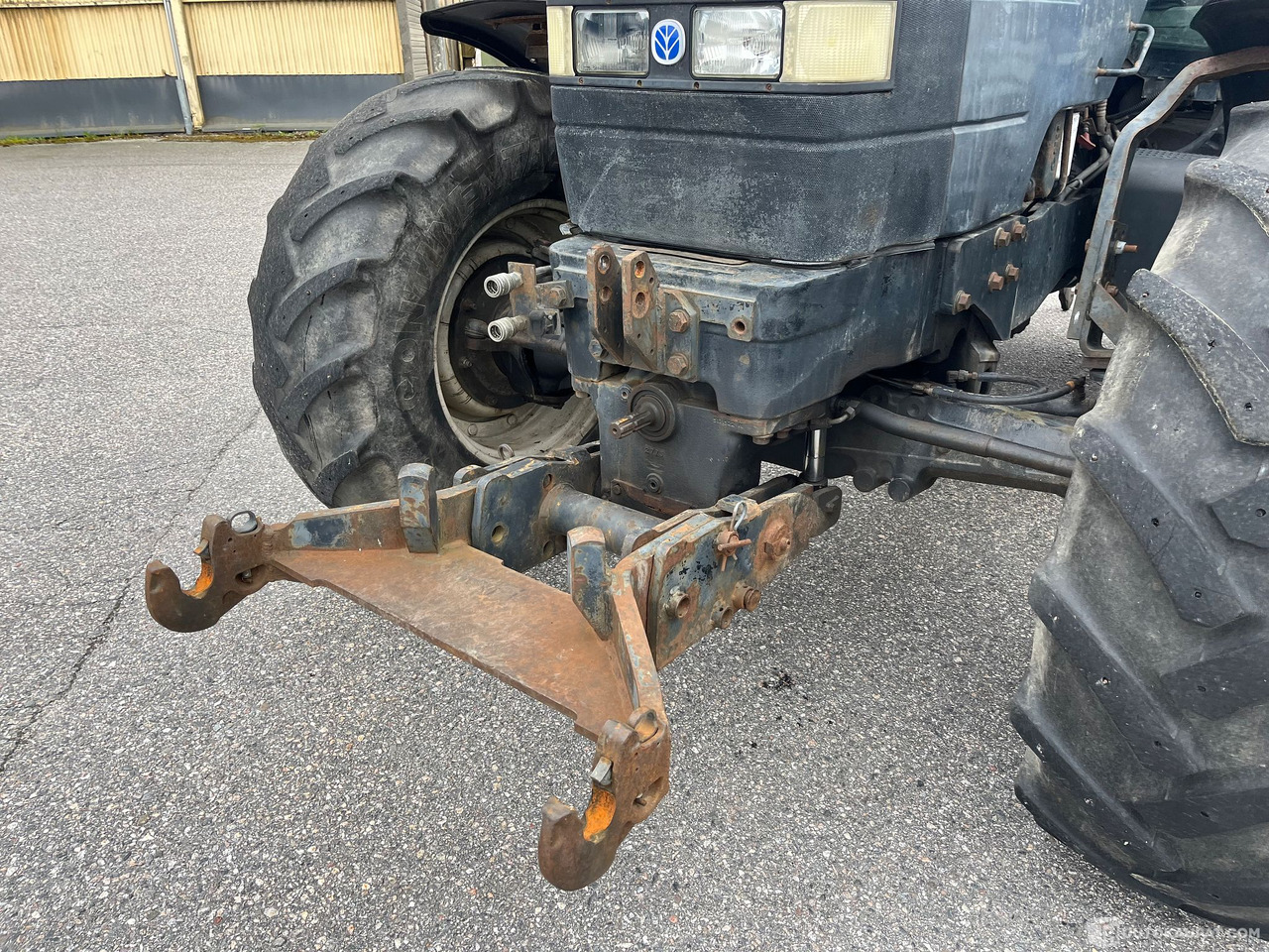 Agricultural machinery New Holland TM155, traktori etunostolaitteeella, 2004,, Salo: picture 20