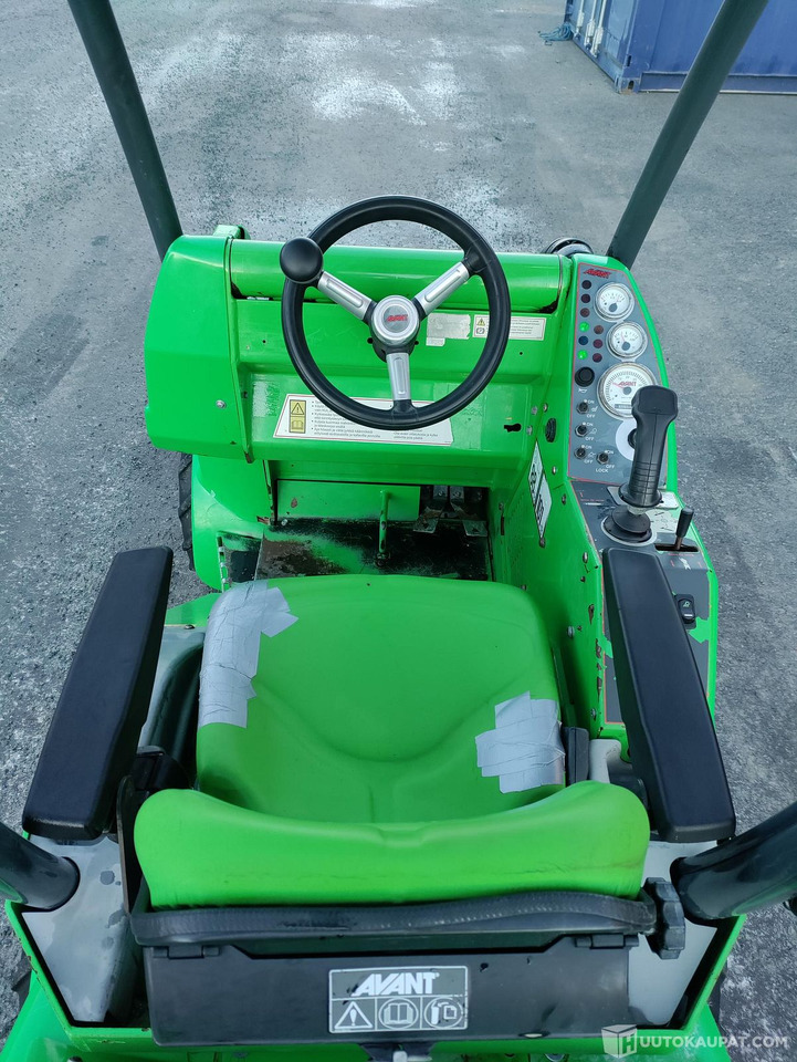 Avant 528 Diesel sorakauhalla, 2016, Oulu - Compact loader: picture 5 Avant 528 Diesel sorakauhalla, 2016, Oulu - Compact loader: picture 5
