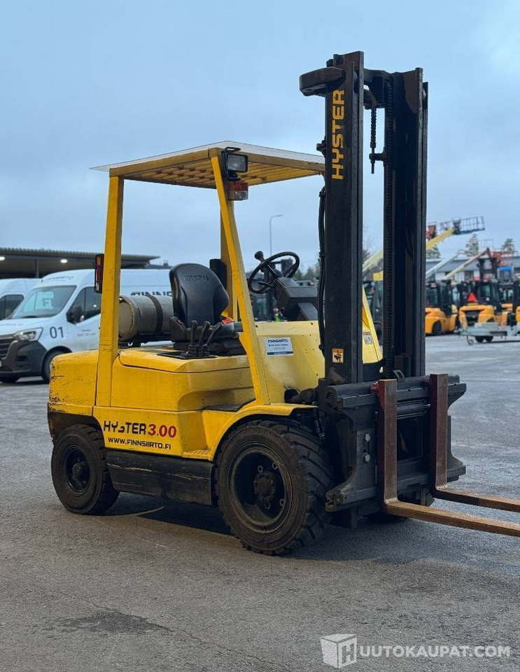 Hyster H3.00XM , 2000, 8 850 h Trukki, Lieto - Construction machinery: picture 4 Hyster H3.00XM , 2000, 8 850 h Trukki, Lieto - Construction machinery: picture 4