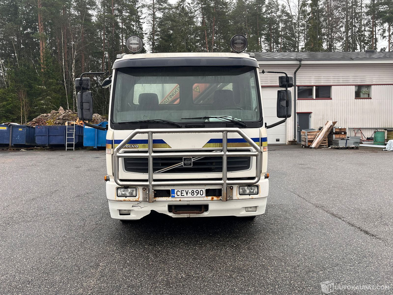 Volvo FL612-FL6H-42R/400, kuorma-auto nosturilla, 2001, Rusko - Dropside/ Flatbed truck, Crane truck: picture 2 Volvo FL612-FL6H-42R/400, kuorma-auto nosturilla, 2001, Rusko - Dropside/ Flatbed truck, Crane truck: picture 2