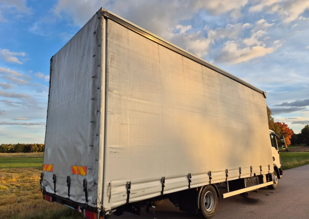 MAN TGL 12.250 6.2m 7.6m HAK AUTOMAT KLIMA 12000kg ESP EURO 6 mega / TOP STAN / okazja nauka jazdy MOŻLIWOŚĆ DOSTOSOWANIA elka - Curtainsider truck: picture 4 MAN TGL 12.250 6.2m 7.6m HAK AUTOMAT KLIMA 12000kg ESP EURO 6 mega / TOP STAN / okazja nauka jazdy MOŻLIWOŚĆ DOSTOSOWANIA elka - Curtainsider truck: picture 4