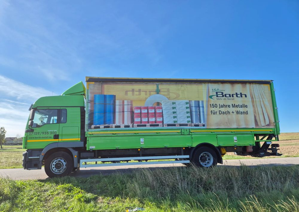 MAN Tgm 18.320 FULL SERWIS UNIKAT TOP ORYGINALNY PRZEBIEG z Niemiec AUTOMAT WINDA ACC Pirelli klima postojowa 18.250 18.290 15.250 15.290 15.320 - Curtainsider truck: picture 3 MAN Tgm 18.320 FULL SERWIS UNIKAT TOP ORYGINALNY PRZEBIEG z Niemiec AUTOMAT WINDA ACC Pirelli klima postojowa 18.250 18.290 15.250 15.290 15.320 - Curtainsider truck: picture 3