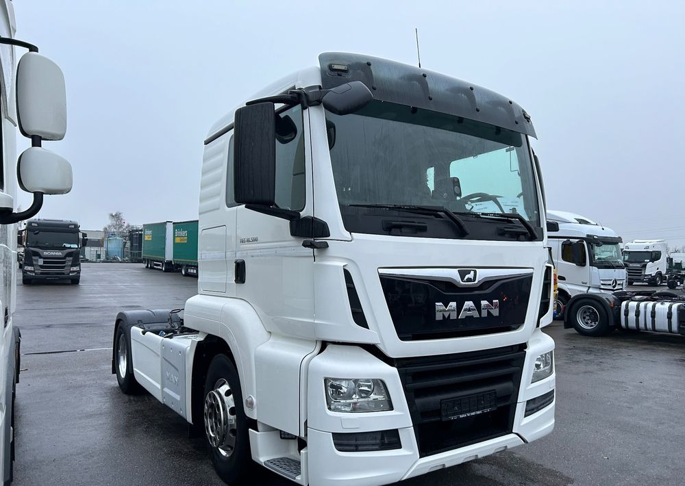 MAN TGS 18.500 TOP1 NAUKA JAZDY POLIFT ELKA AUTOMAT 4x2 STANDARD 315/70r22.5 SUPER STAN TGX 470 460 420 430 500 510 400 360 410 - Tractor unit: picture 2 MAN TGS 18.500 TOP1 NAUKA JAZDY POLIFT ELKA AUTOMAT 4x2 STANDARD 315/70r22.5 SUPER STAN TGX 470 460 420 430 500 510 400 360 410 - Tractor unit: picture 2