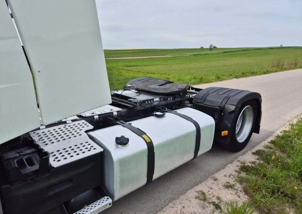 Tractor unit Renault T440 10/2019 ! 13l MEGA STANDARD regulowane siodło z Niemiec / klima postojowa / regulowane siodło / TOP STAN mega LOW deck standard: picture 14