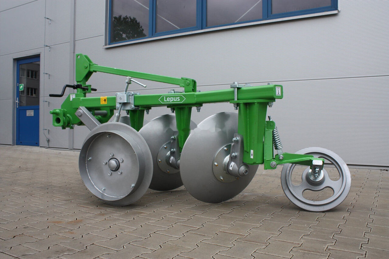 Bomet U040 0,6m 2 talerzowy Lepus - Plow: picture 2 Bomet U040 0,6m 2 talerzowy Lepus - Plow: picture 2