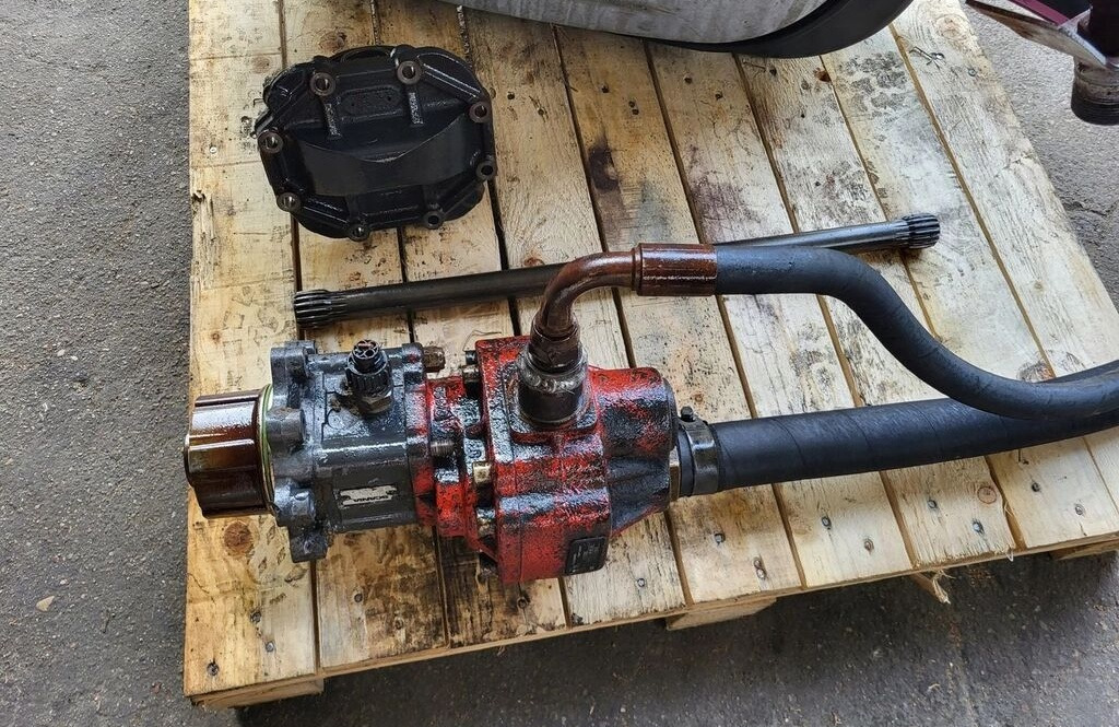 Scania GRS 905 Scania GRS 905 truck - Hydraulics for Truck: picture 5 Scania GRS 905 Scania GRS 905 truck - Hydraulics for Truck: picture 5