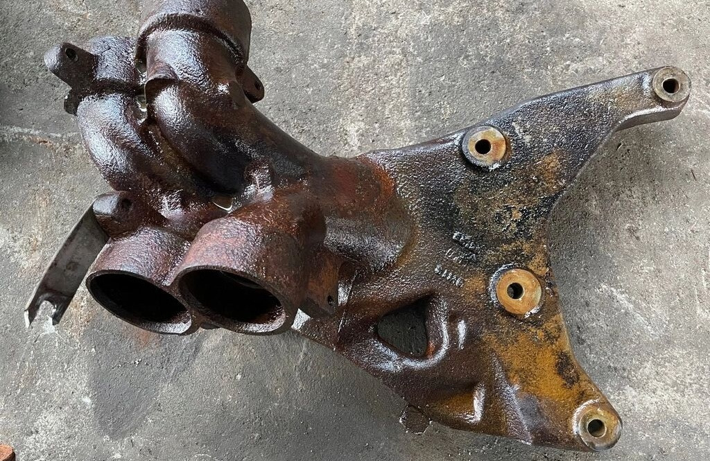 Scania R 730 V8 1906965 Scania R 730 V8 1906965 truck - Exhaust manifold for Truck: picture 4 Scania R 730 V8 1906965 Scania R 730 V8 1906965 truck - Exhaust manifold for Truck: picture 4