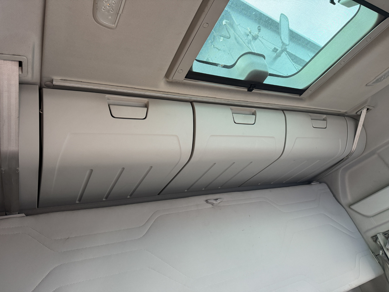 Ford F-Max 500 - Cab and interior: picture 1 Ford F-Max 500 - Cab and interior: picture 1