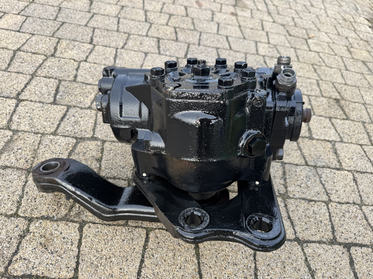 Ford F-Max 500 - Steering column: picture 3 Ford F-Max 500 - Steering column: picture 3