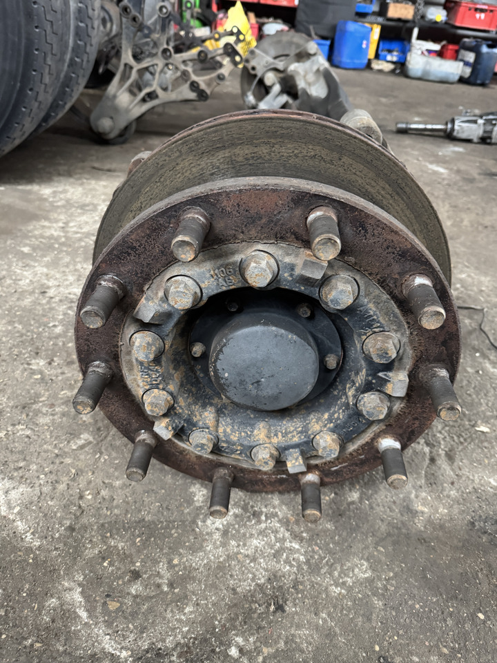 Ford F-Max Cargo - Wheel hub: picture 2 Ford F-Max Cargo - Wheel hub: picture 2