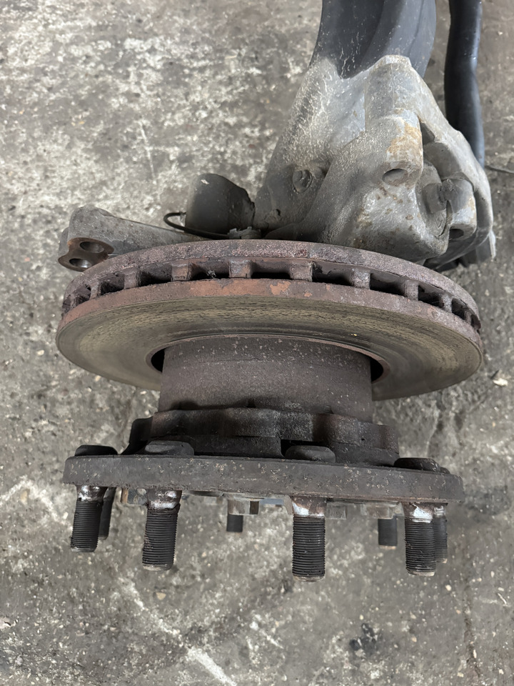 Ford F-Max Cargo - Wheel hub: picture 3 Ford F-Max Cargo - Wheel hub: picture 3