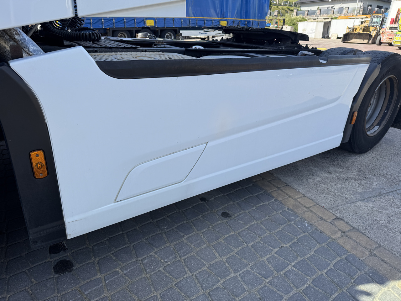 Ford F-Max - Aerodynamics/ Spoiler: picture 5 Ford F-Max - Aerodynamics/ Spoiler: picture 5