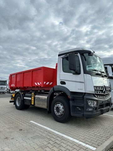 Mercedes-Benz Arocs 1832 L - Hook lift truck: picture 2 Mercedes-Benz Arocs 1832 L - Hook lift truck: picture 2