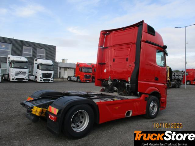 Mercedes-Benz Actros 1848 LS - Tractor unit: picture 3 Mercedes-Benz Actros 1848 LS - Tractor unit: picture 3
