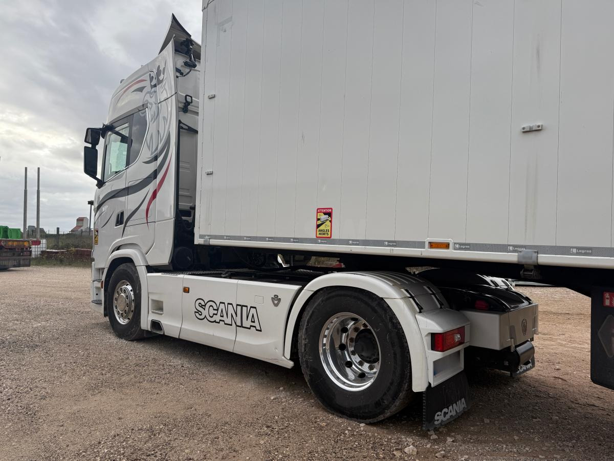 Scania S580 - Tractor unit: picture 5 Scania S580 - Tractor unit: picture 5